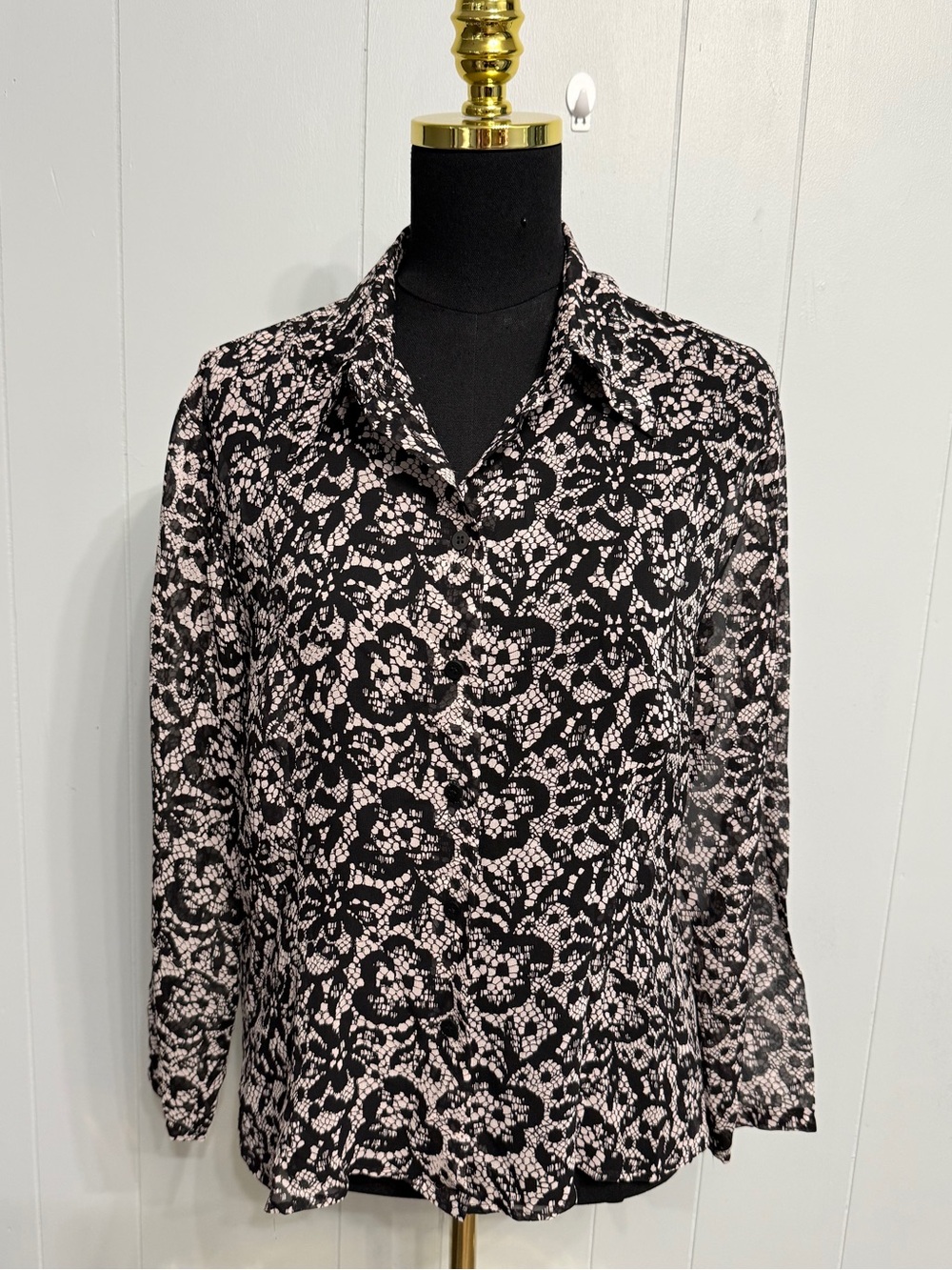 #14)   Finity Studio Black and Light Pink Silk Blouse